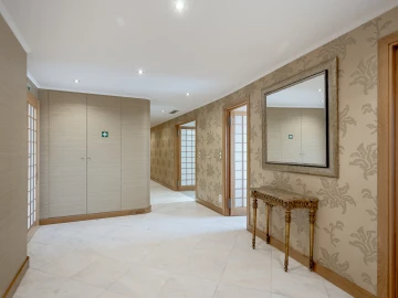 Apartamento T4 para Venda em Algés, Linda-A-Velha e Cruz Quebrada-Dafundo