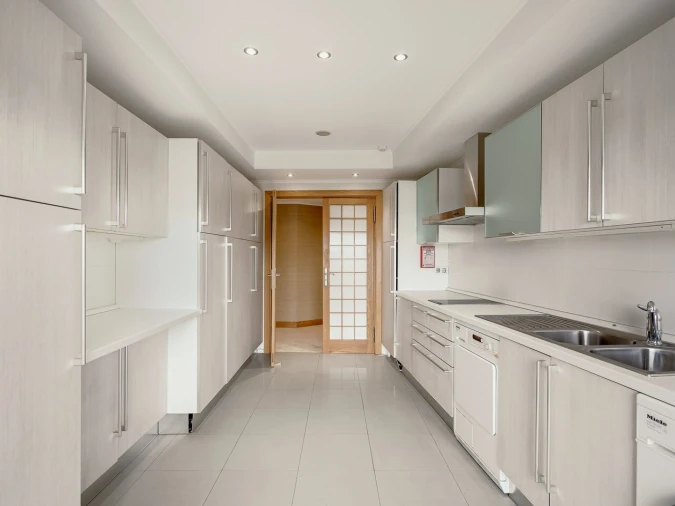 Apartamento T4 para Venda em Algés, Linda-A-Velha e Cruz Quebrada-Dafundo Foto 22