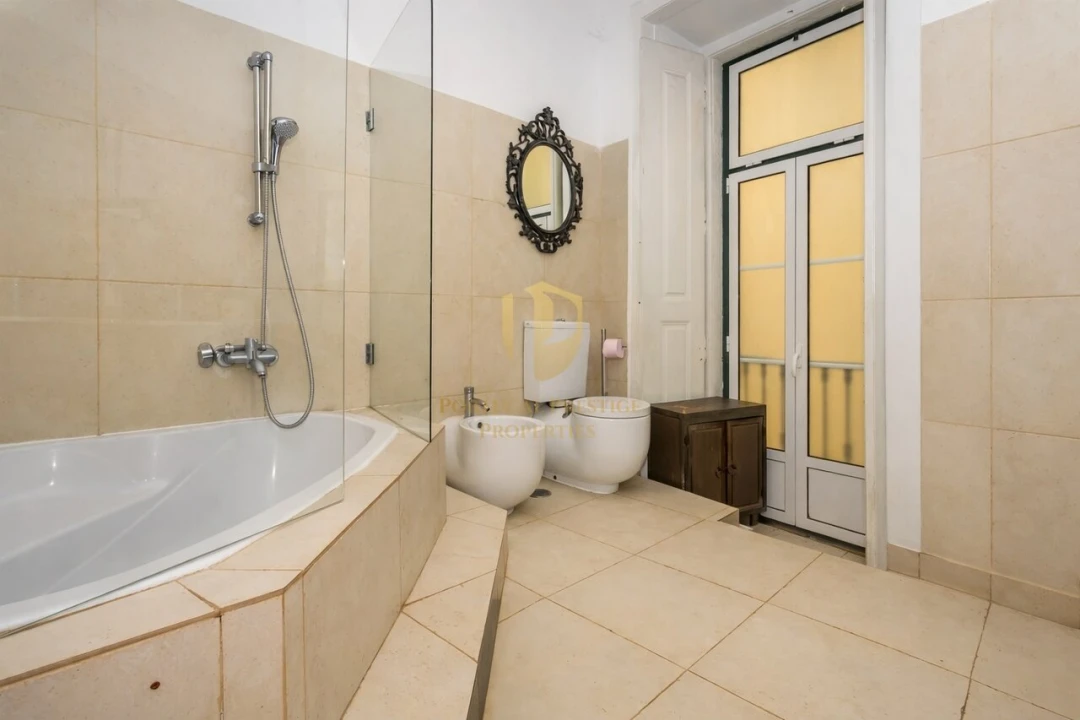 Apartamento T3 para Venda em Misericórdia Foto 6