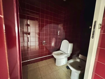 Escritório para Arrendamento em Beato