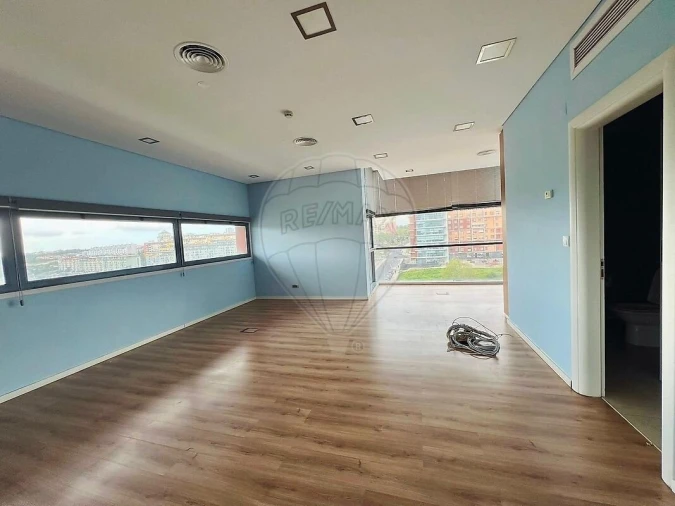 Escritório para Arrendamento em Beato Foto 6