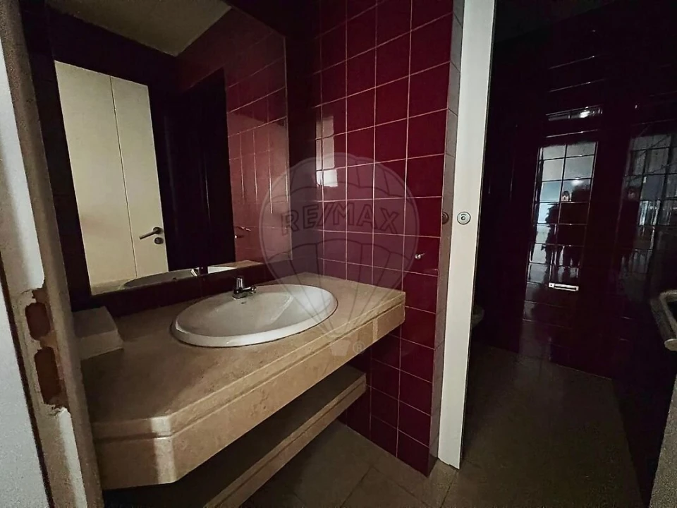 Escritório para Arrendamento em Beato Foto 9