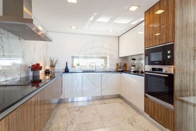 Moradia T3 para Venda em Lourinhã e Atalaia