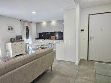 Apartamento T3 para Venda em Fundão, Valverde, Donas, A. Joanes, A. Nova Cabo