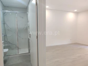 Apartamento T3 para Venda em Fundão, Valverde, Donas, A. Joanes, A. Nova Cabo