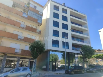 Apartamento T3 para Venda em Fundão, Valverde, Donas, A. Joanes, A. Nova Cabo