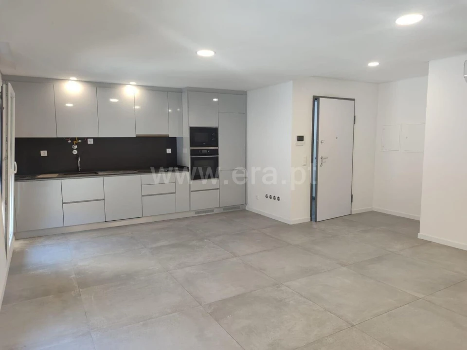 Apartamento T3 para Venda em Fundão, Valverde, Donas, A. Joanes, A. Nova Cabo Foto 1