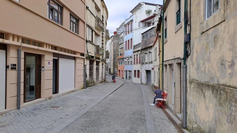 Apartamento T2 para Venda em Cedofeita, Santo Ildefonso, Sé, Miragaia, São Nicolau e Vitória Foto 3