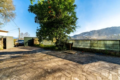 Moradia T5 para Venda em Refojos de Basto, Outeiro e Painzela