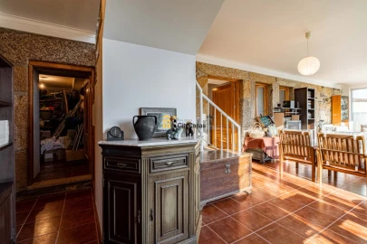 Moradia T5 para Venda em Refojos de Basto, Outeiro e Painzela