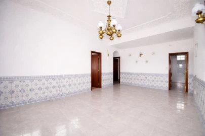 Moradia T3 para Venda em Pontinha e Famões