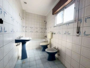 Moradia T3 para Venda em Pontinha e Famões