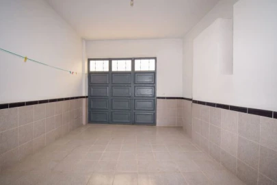 Moradia T3 para Venda em Pontinha e Famões