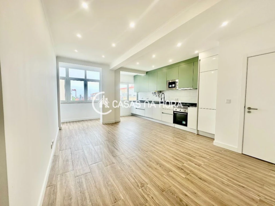 Apartamento T3 para Arrendamento em Almada, Cova da Piedade, Pragal e Cacilhas Foto 5