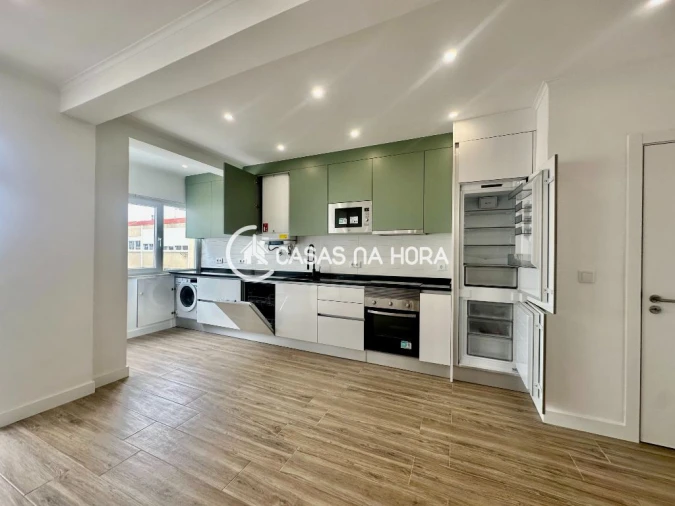 Apartamento T3 para Arrendamento em Almada, Cova da Piedade, Pragal e Cacilhas Foto 4