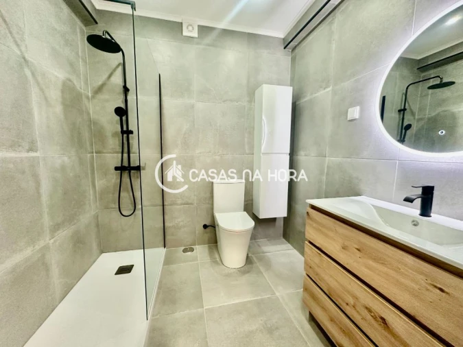 Apartamento T3 para Arrendamento em Almada, Cova da Piedade, Pragal e Cacilhas Foto 9