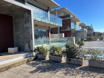 Apartamento T4 para Arrendamento em Santa Maria Maior e Monserrate e Meadela