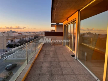 Apartamento T4 para Arrendamento em Santa Maria Maior e Monserrate e Meadela