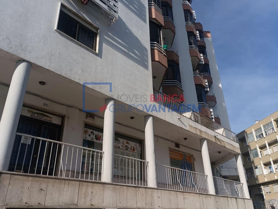 Apartamento T3 para Venda em Cacém e São Marcos Foto 11