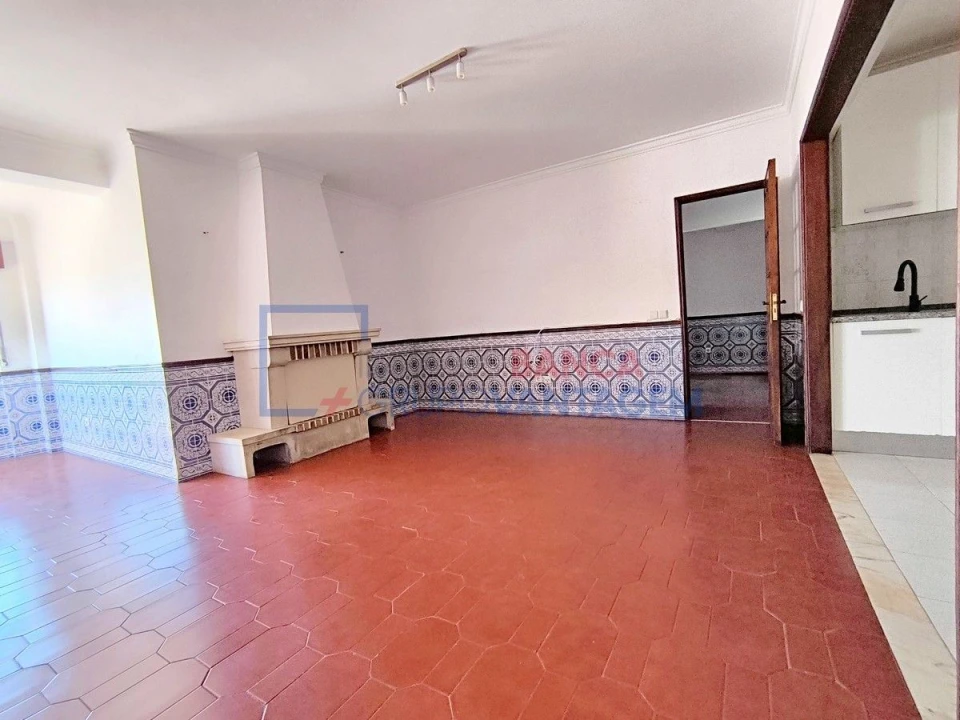 Apartamento T3 para Venda em Cacém e São Marcos Foto 1