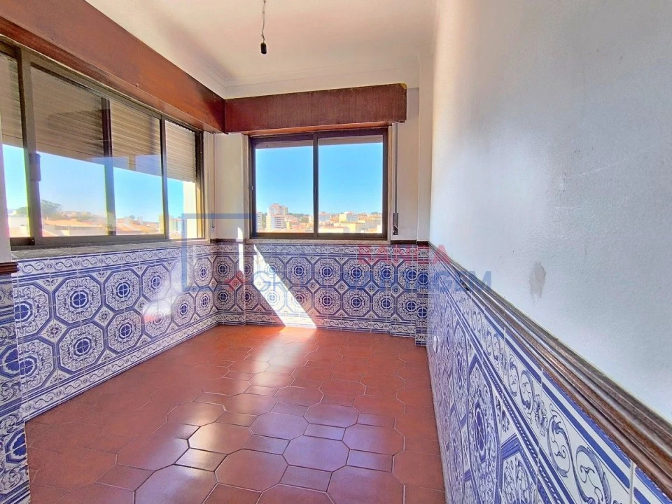 Apartamento T3 para Venda em Cacém e São Marcos Foto 9