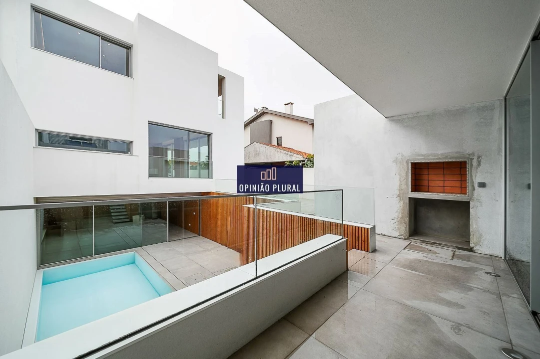 Moradia T4 para Venda em Canidelo Foto 4