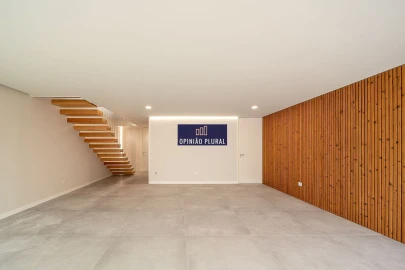 Moradia T4 para Venda em Canidelo