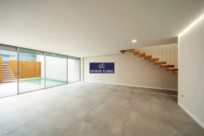 Moradia T4 para Venda em Canidelo