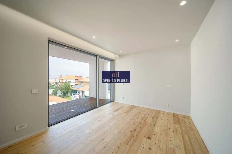 Moradia T4 para Venda em Canidelo Foto 16