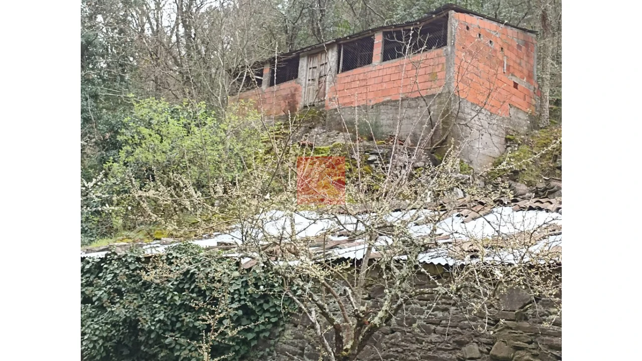 Terreno para Venda em Vila Marim Foto 11