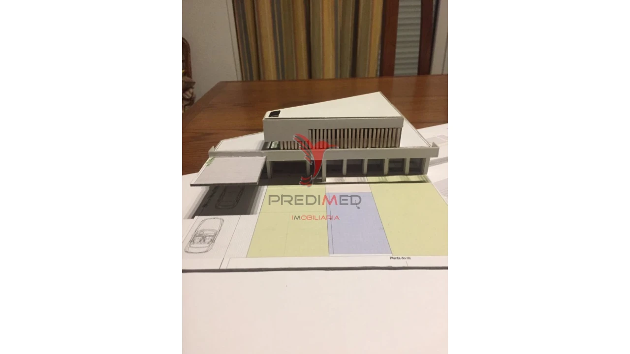 Moradia T4 para Venda em Ramalde Foto 1