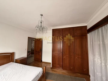 Moradia T3 para Venda em Coronado (São Romão e São Mamede)