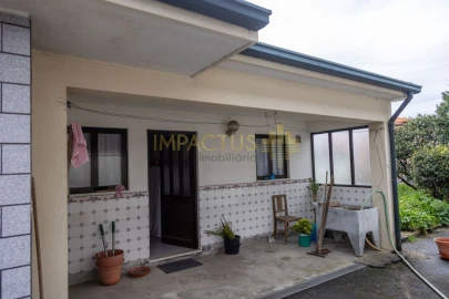 Moradia T3 para Venda em Coronado (São Romão e São Mamede)