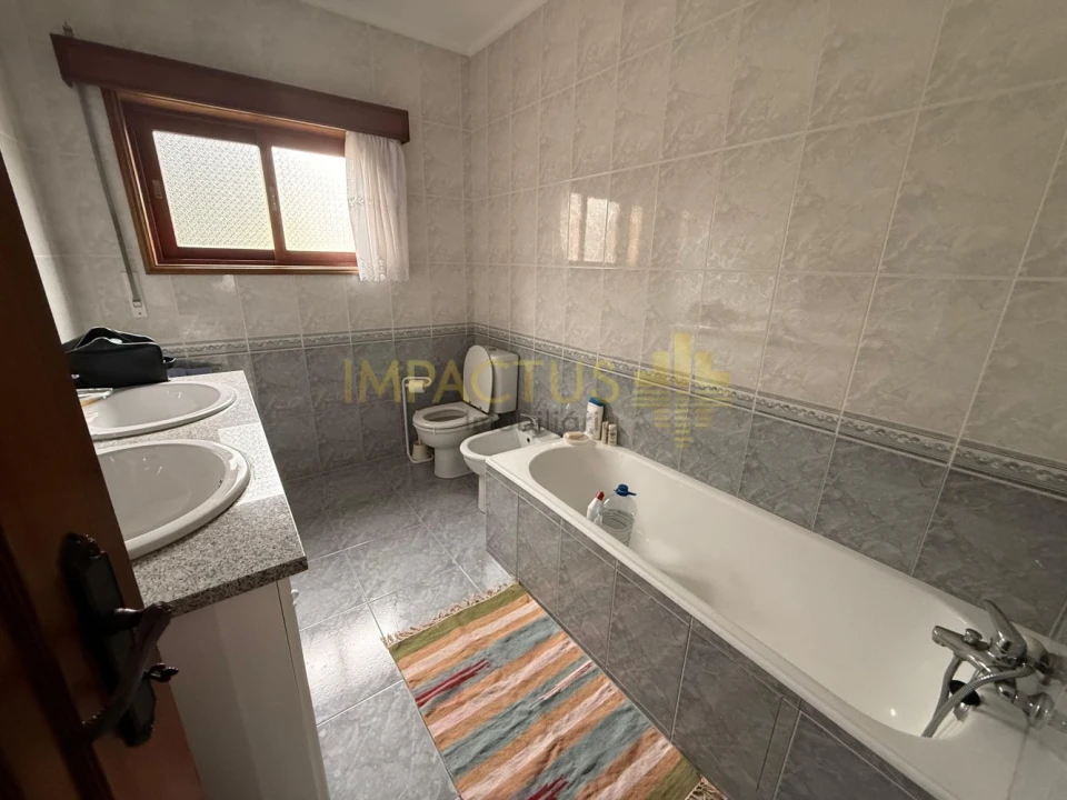 Moradia T3 para Venda em Coronado (São Romão e São Mamede) Foto 12