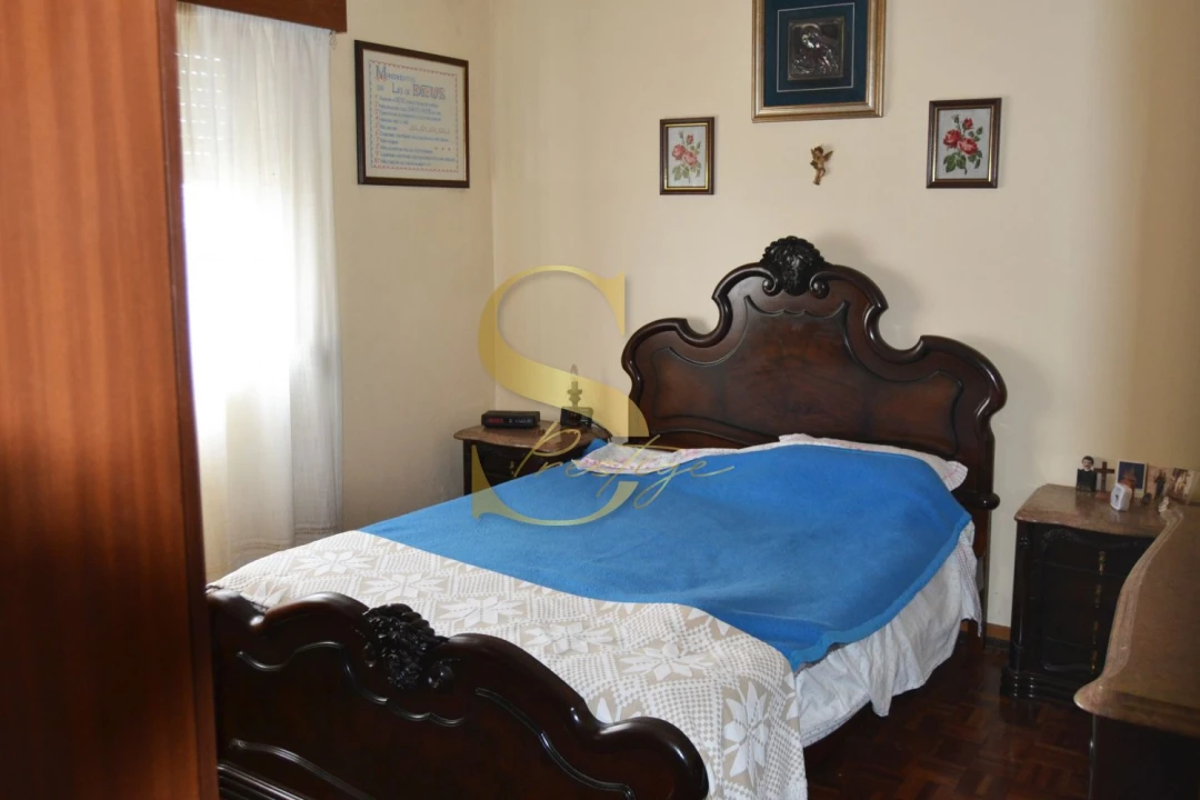 Apartamento T1 para Venda em Agualva e Mira-Sintra Foto 20