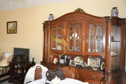 Apartamento T1 para Venda em Agualva e Mira-Sintra