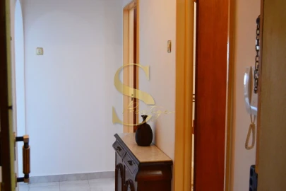 Apartamento T1 para Venda em Agualva e Mira-Sintra