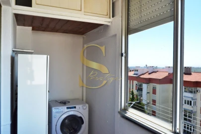Apartamento T1 para Venda em Agualva e Mira-Sintra