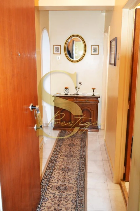 Apartamento T1 para Venda em Agualva e Mira-Sintra