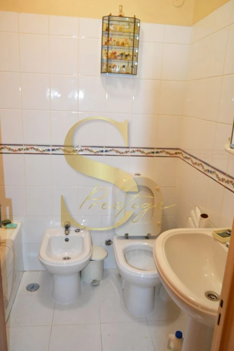 Apartamento T1 para Venda em Agualva e Mira-Sintra