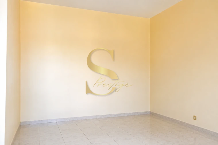 Apartamento T1 para Venda em Agualva e Mira-Sintra Foto 5