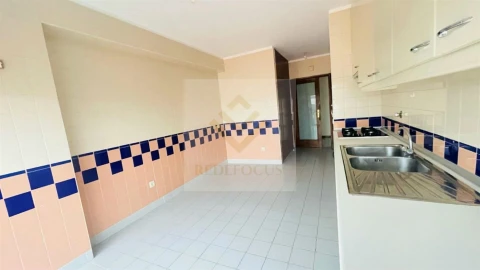 Apartamento T2 para Venda em Santa Maria de Lamas