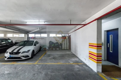 Apartamento T2 para Venda em Santa Maria de Lamas