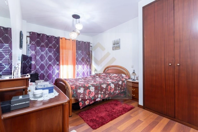 Apartamento T2 para Venda em Santa Maria de Lamas Foto 17
