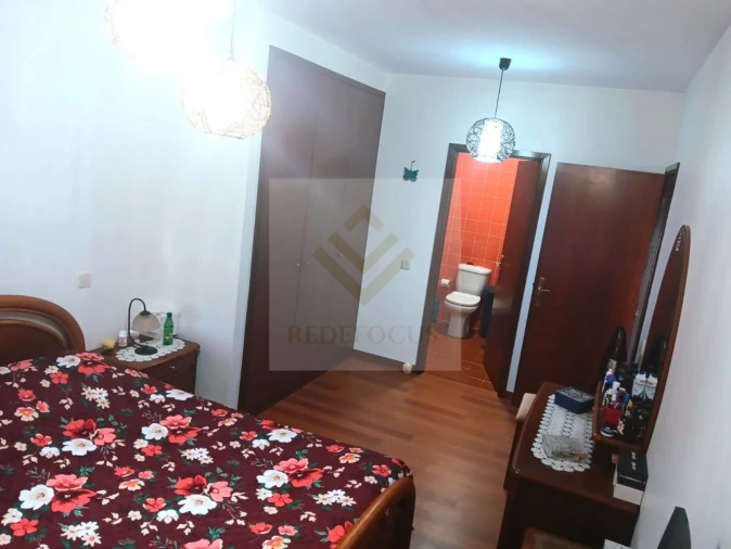 Apartamento T2 para Venda em Santa Maria de Lamas Foto 6