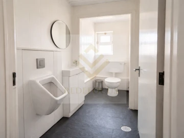 Moradia T3 para Venda em Sobrado e Bairros