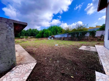 Moradia T3 para Venda em Santa Maria de Lamas