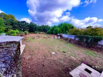 Moradia T3 para Venda em Santa Maria de Lamas