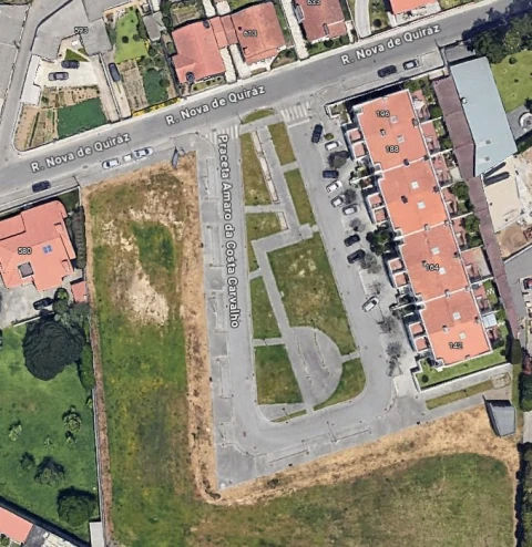 Terreno para Venda em Castêlo da Maia