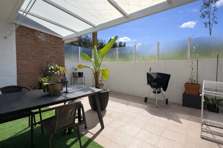 Apartamento T2 para Venda em Vilar de Andorinho Foto 17